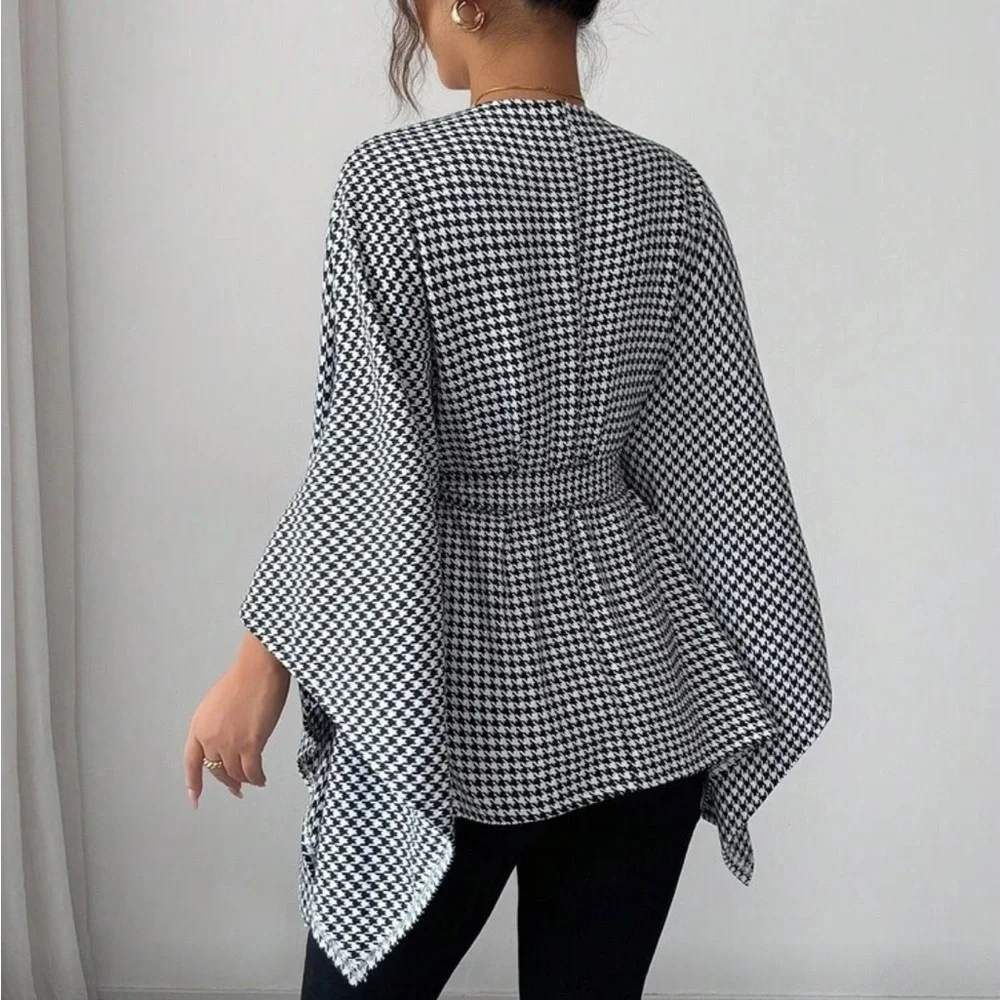 Classic Black White Batwing Sleeve Houndstooth Plaid Belted Cape Jacket - Picture 2 of 6